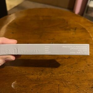 r.e.m. beauty Practically Permanent Lip Stain Marker - Full Out